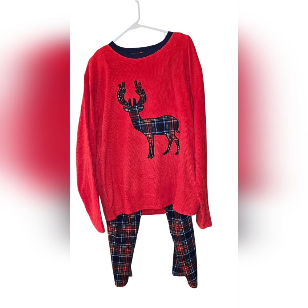 Eddie Bauer Red and Blue Mens Pajamas